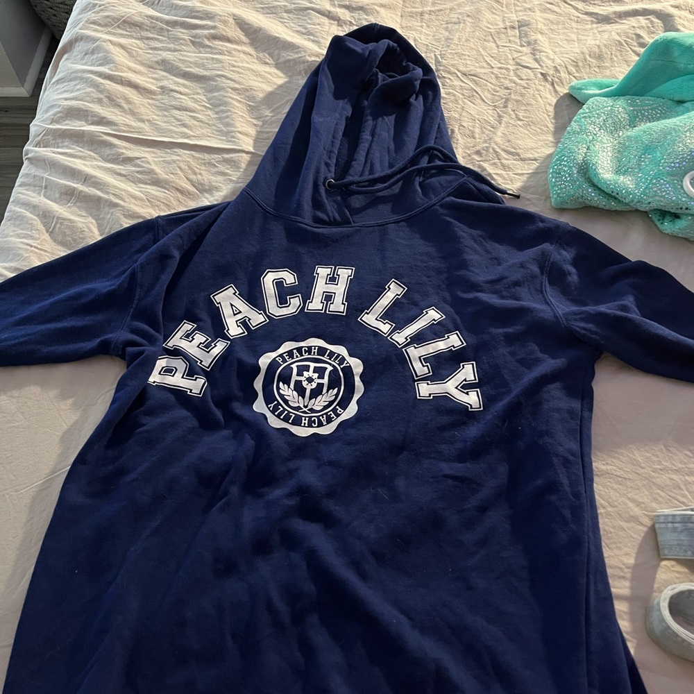 peach lily hoodie large